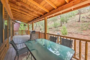 Image of 3 Mi to Fool Hollow Lake Cozy Cabin with Deck