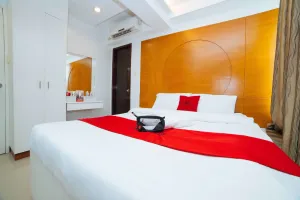 Image of RedDoorz near Bambang Station