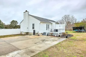 Image of Richmond Home with Pool, 5 Mi to Downtown!