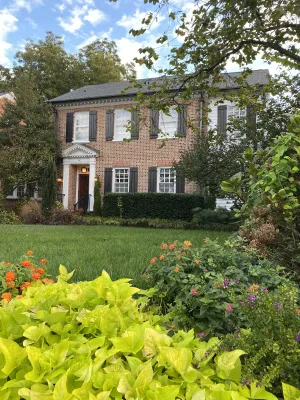 Image of Inn at 605