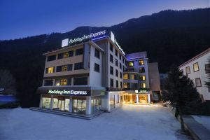 Image of Holiday Inn Express Jiuzhaigou,Only 600 Meters to Jiuzhaigou Park by IHG