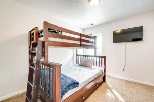 Image of Atlanta Area Home with Yard about 2 Mi to Six Flags