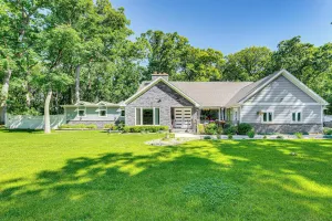 Image of Expansive Fontana Home < 2 Mi to Geneva Lake!