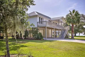 Image of The Palm Bay St Louis Home - Walk to Beach!