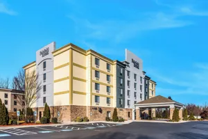 Image of Fairfield by Marriott Inn & Suites Greensboro Coliseum Area