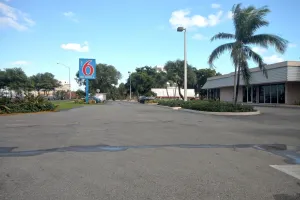 Image of Signature Inn Miami