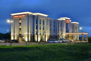 Image of Hampton Inn & Suites Chippewa Falls