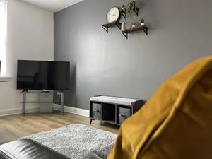 Image of City Escape - Charming 2-bed House