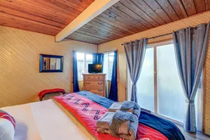 Image of Pet-friendly Washington Retreat w/ Hot Tub & Deck!