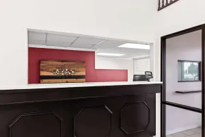 Image of Red Lion Inn & Suites Pontoon Beach