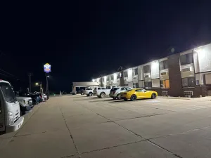 Image of Budget inn & Suites
