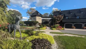 Image of Twin Pine Manor Bed & Breakfast