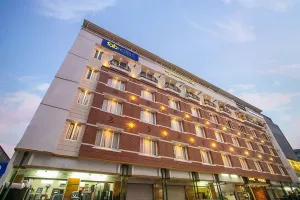 Image of FabHotel Phoenix Resorts - Nr M Chinnaswamy Stadium