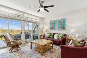 Image of Oceanside Townhouse with Ocean View and Access to the Deck by RedAwning