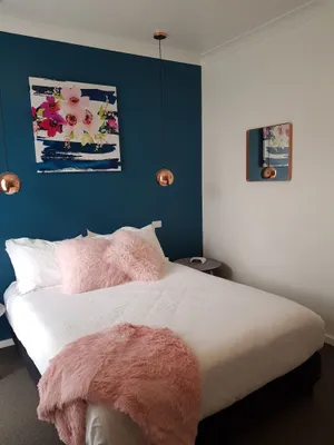 Image of Town House Motor Inn