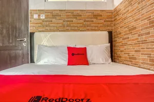Image of RedDoorz @ Panglima Polim 2