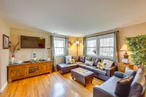 Image of 10 Mi to Dtwn Lancaster Charming Home with Yard!