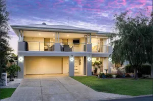 Image of Foreshore Escape Your Ultimate Coastal Retreat