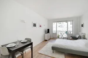 Image of Bright Studio for 2 - Champs-Elysées