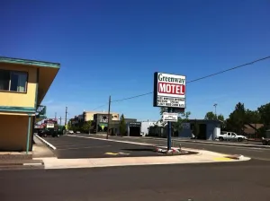 Image of Greenway Motel
