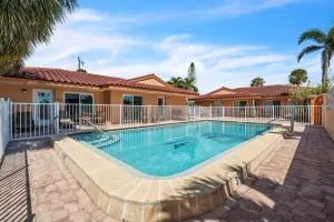 Image of The Villas 2A