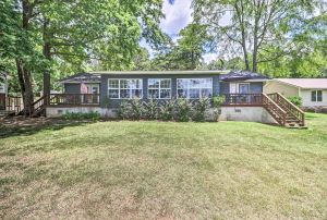 Image of Waterfront Lake Sinclair Home with Boat Dock!