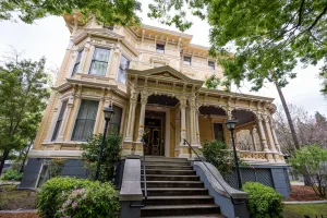 Image of HI Sacramento Hostel