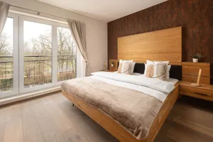 Image of Hotel Vier Jahreszeiten an der Therme & Kliniken Bad Krozingen Nähe Freiburg & Schwarzwald Ideal für Wellness Kur & Business Ausflüge 24h Check In- WLAN & Parken gratis