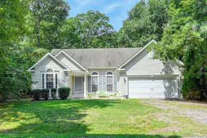 Image of Dog-friendly Family Retreat Near Chincoteague Bay!
