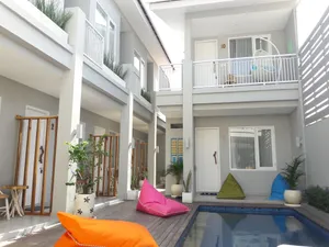 Image of Mantra Gili