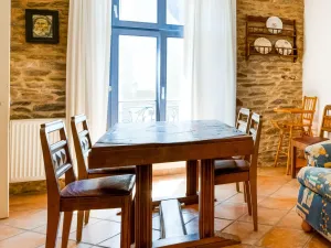 Image of Luxurious Mansion in Castle Grounds in Lantheuil