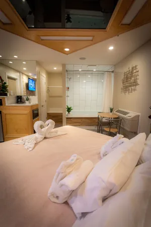 Image of Sybaris Pool Suites