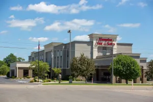 Image of Hampton Inn & Suites Alexandria