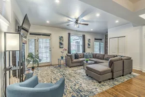 Image of Expansive Downtown Home | JZ Vacation Rentals