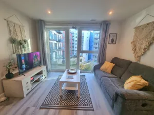 Image of 2Bed 2Bath -Pool, Balcony, Gym Lift
