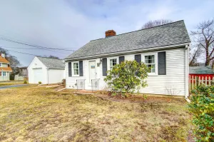 Image of 2 Mi to Beach Coastal Retreat in Hyannis!
