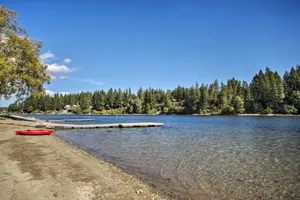 Image of The Lake House in Rathdrum w/ Beach & Fire Pit
