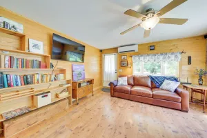 Image of Lovely Waldo Cottage Escape - Pet Friendly!