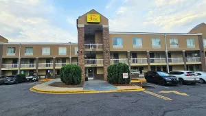 Image of Studios & Suites 4 Less Charlotte