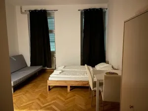 Image of easybook-in