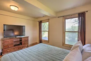 Image of Fruita Victorian Home with Hot Tub and Mountains!