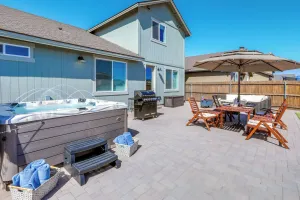 Image of Spacious Bellemont Cabin with Jacuzzi and Mtn View!