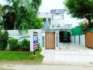 Image of Moon Palace Hotel Lahore
