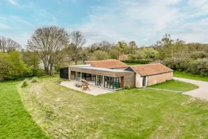 Image of Host & Stay - Willow Barn