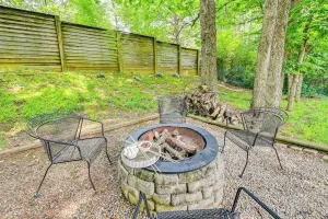 Image of Family Home w/ Ping-pong & Fire Pit in Lexington