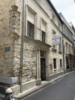 Image of Hôtel Le Médiéval Palais des Papes