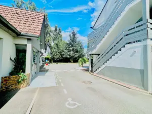 Image of Campanile Montargis - Amilly