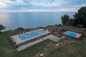 Image of Lake Bluff Inn and Suites