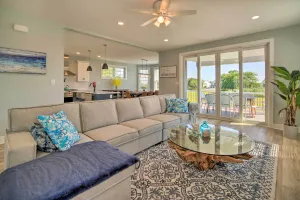 Image of Gorgeous Newly Built Home Golf Course View!