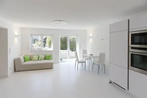 Image of the white design apartment